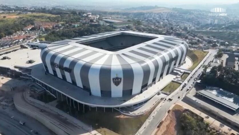 Atlético-MG - Em parceria com a MRV, o Galo inaugurou sua nova casa . A arena, que tem capacidade para 46 torcedores, custou mais de R$ 1 bilhão aos cofres do clube mineiro.
