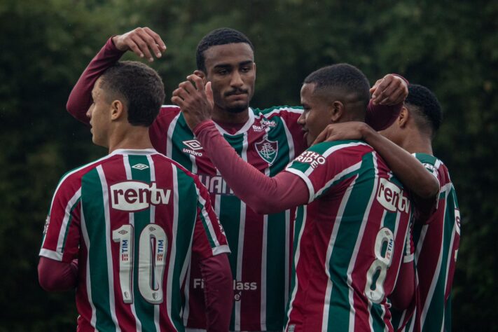 Fluminense - 3 títulos: Brasileirão sub-20, Brasileirão sub-17 e Liga de Desenvolvimento sub-13.