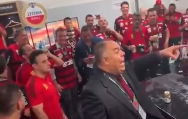 Após a conquista da Libertadores 2022, Marcos Braz provocou o Real Madrid e cantou no vestiário: "Pode esperar, a sua hora vai chegar"! Porém, o Flamengo não conseguiu nem mesmo chegar à final do Mundial de Clubes para enfrentar a equipe espanhola.