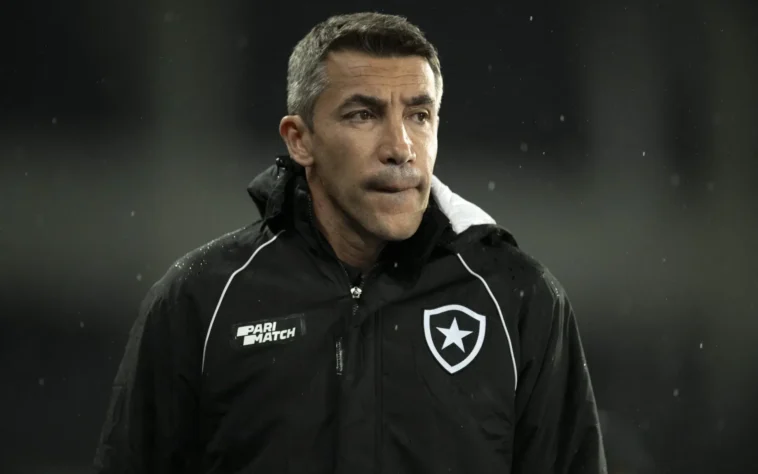 Bruno Lage (português) - 47 anos. O técnico português está sem clube desde que deixou o Botafogo, em outubro de 2023. 