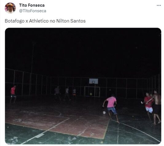 Torcedores fazem memes com interrupção de Botafogo x Athletico por quedas de energia no Estádio Nilton Santos