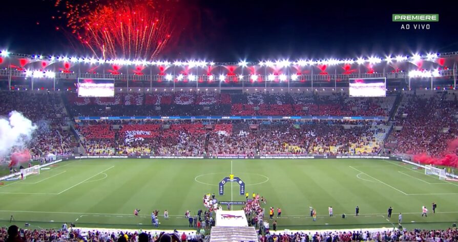 Antes da partida contra o Red Bull Bragantino em novembro de 2023 a torcida do Flamengo exibiu um mosaico no setor leste do Maracanã. Porém, a frase "Juntos até o final" ficou incompleta e acabou virando prato cheio para piadas dos torcedores rivais. (23/11/2023)