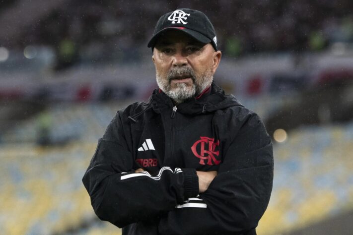 Jorge Sampaoli (argentino) - 63 anos. O técnico está sem clube desde que deixou o Flamengo em setembro de 2023. 