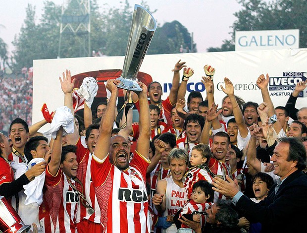 Estudiantes (ARG) - Ruge