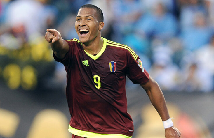 Salomón Rondón - 34 anos (Venezuela)