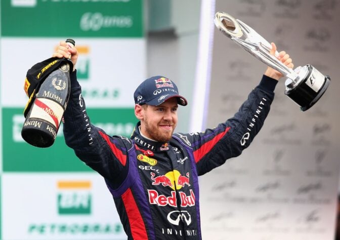 Sebastian Vettel (ALE) - 4 Títulos (2010, 2011, 2012 e 2013)