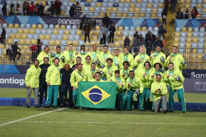 Futebol - Medalhas de ouro: 1 (Masculino)