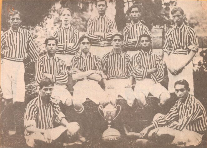 Campeão em 1912 e 1913. 