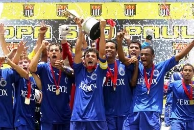 Cruzeiro e São Paulo fizeram uma boa final de Copinha em 2007. No tempo normal, mais um empate por 1 a 1. Na disputa por pênaltis, a Raposa foi melhor e venceu o Tricolor por 6 a 5, conquistando ali seu primeiro e único título. 