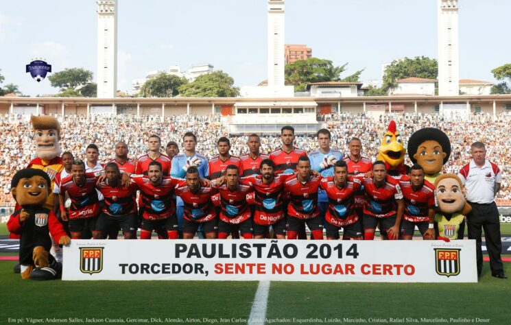 Campeão em 2002 e 2014. 