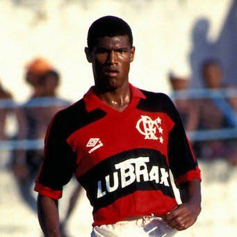 Com tantos craques que saíram do time campeão da Copinha em 1990, o gol do título do Flamengo na final contra o Juventus-SP foi marcado pelo zagueiro Júnior Baiano, de cobertura. O zagueiro é ídolo do Werder Bremen, da Alemanha, e teve boas passagens pelo Palmeiras e pelo São Paulo. 