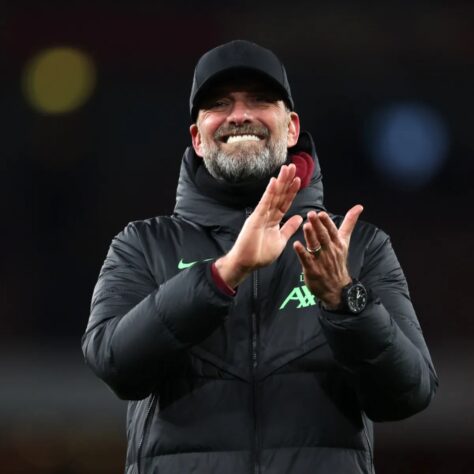 MAIOR SEQUÊNCIA DE VITÓRIAS NA PREMIER LEAGUE (18) - O recorde de 18 vitórias seguidas aconteceu na temporada 2019/2020, e o feito foi importantíssimo para a conquista da Premier League daquele ano. Outro técnico a conseguir tal feito, de 18 vitórias em sequência, foi o seu antagonista, o espanhol Pep Guardiola, pelo Manchester City. 