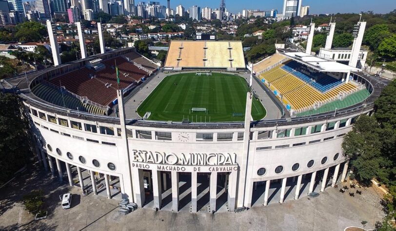 Vai começar a fase mata-mata da Copa São Paulo de Futebol Júnior, e para entrar no esquenta, separamos para você algumas finais marcantes do torneio. Em 54 anos de existência, 23 finais da Copinha tiveram clássicos regionais e/ou de eixos nacionais. Confira quais foram eles na galeria a seguir, preparada pelo Lance!: