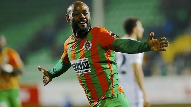 Alanyaspor: de 2016 a 2017 - 44 jogos, 34 gols. 