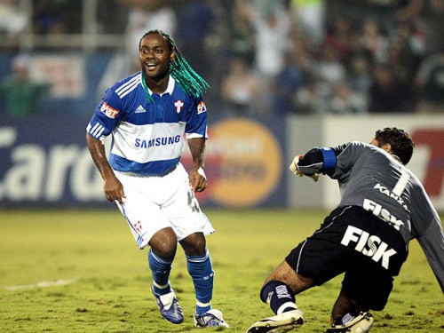 Palmeiras: 2009 (empréstimo) - 12 jogos, cinco gols. 