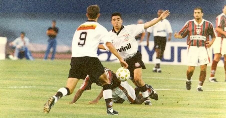 O brasileiro naturalizado português Deco chegou à final da Copinha de 1997 com o Corinthians, e ficou com o vice após perder para o Paulista de Jundiaí. Anos mais tarde, Deco viria a ser bicampeão da Uefa Champions League pelo Porto e com o Barcelona, respectivamente.