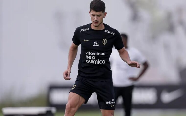 FECHADO - Além da renovação de Mosquito, o Corinthians anunciou a contratação do lateral-esquerdo Hugo, que estava no Goiás. O contrato do jogador com o Timão vai até dezembro de 2026. O jogador chegou ao clube a custo-zero. 