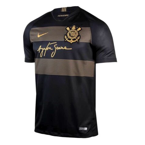 Em 2018, o Corinthians lançou o terceiro uniforme também em homenagem ao tri-campeão, Ayrton Senna. No ano, se completava 30 anos do primeiro título mundial do piloto brasileiro.  As faixas da camisa carregam um fato simbólico. Com 41 listras, cada uma delas representa o número de vitórias conquistadas por Senna na Fórmula 1.