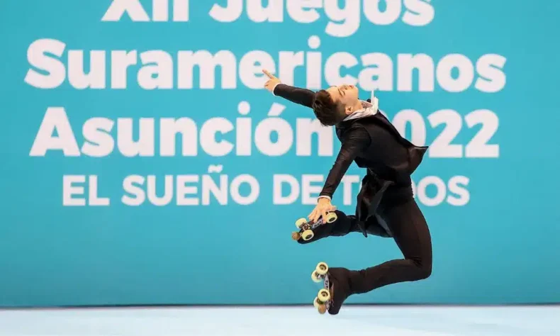 Erik Medziukevicius conquistou o ouro para o Brasil no Pan-Americano de Santiago, na patinação artística em velocidade