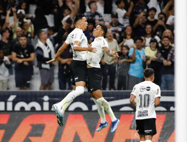 O Corinthians é campeão da Copinha. A equipe paulista derrotou o Cruzeiro por 1 a 0 nesta quinta-feira (25), na Neo Química Arena, e conquistou seu 11º título da maior competição de base do país. Por conta disso, o Lance! separou uma lista com todos os vencedores da Copa São Paulo de Futebol Júnior. Confira!