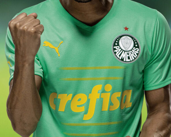 Terceira camisa de 2022 - Vista como “camisa da sorte”, a terceira camisa de 2022 foi feita na cor verde água.