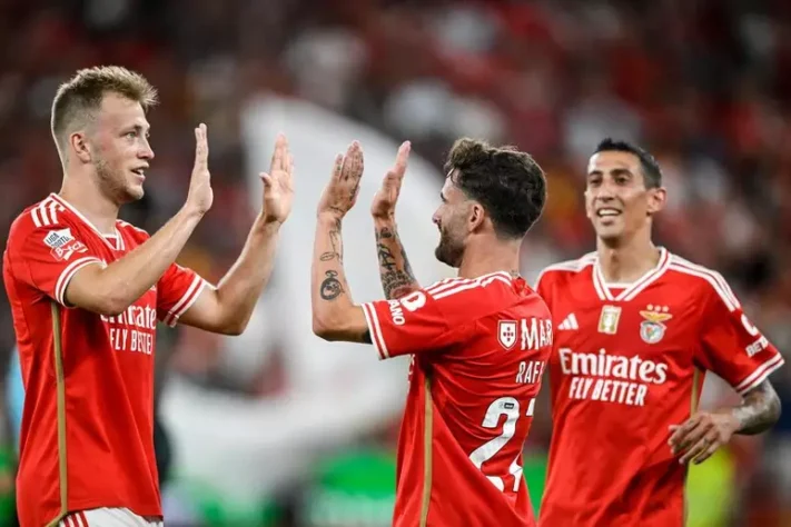 4º - SL Benfica (POR): 257 pontos 