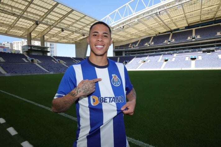 Kennyd Lucas (19 anos): o jogador, que pertence ao Goiás, está emprestado ao Porto B