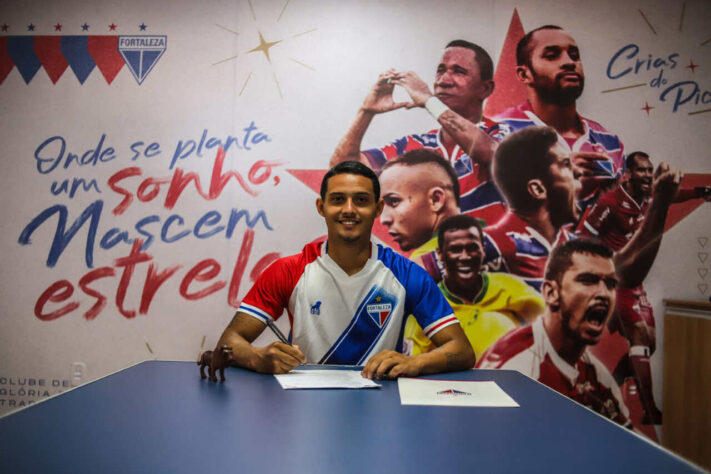 Cauan Emanuel (19 anos): defendeu o Fortaleza na última temporada. Atualmente, o jogador está livre no mercado 