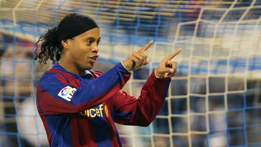 No dia do aniversário de Ronaldinho Gaúcho, relembre suas maiores atuações mais marcantes em sua passagem pela Europa.