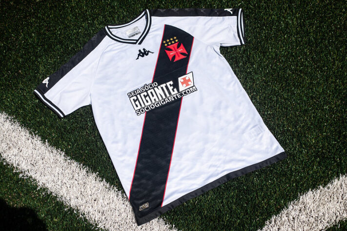 Vasco  - Camisa 1 - Fornecedora do material esportivo: Umbro