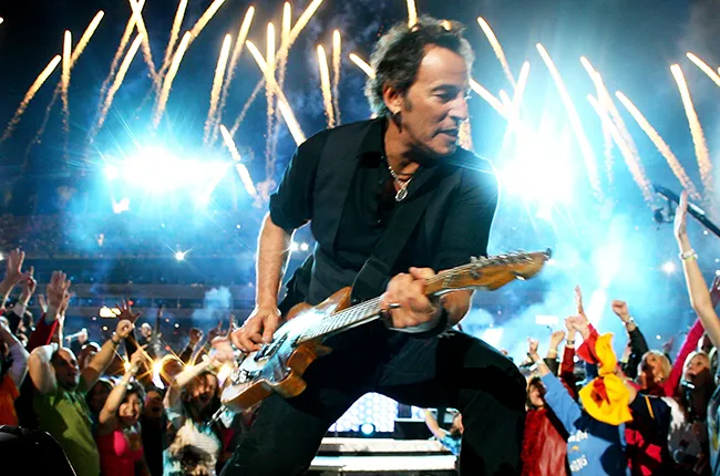Bruce Springsteen, em 2009 - Com um discurso inicial icônico, o cantor norte-americano performou hits como "Born To Run" e "Glory Days".