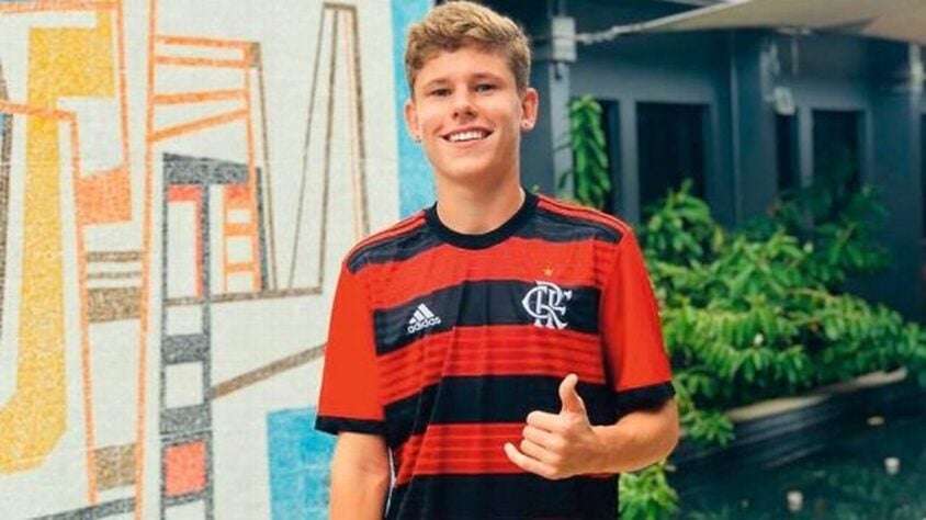 Naydjel Callebe (19 anos): trocou o futebol pelo futsal 