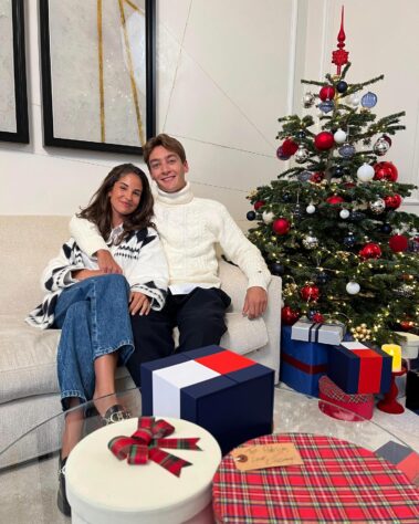 George Russel - O piloto da Mercedes está desde 2020 namorando a espanhola Carola Montero Mundt.