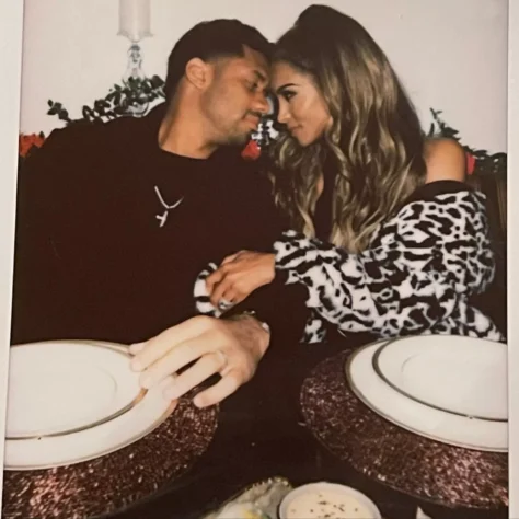 Russel Wilson e Ciara - Juntos até hoje, o quarterback e a cantora iniciaram o relacionamento em 2016 e já têm uma filha.. 