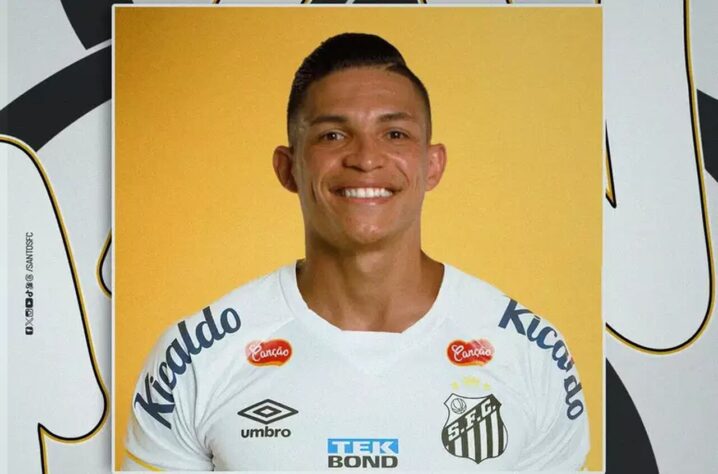 SANTOS: Rodrigo Ferreira (lateral-direito/28 anos)