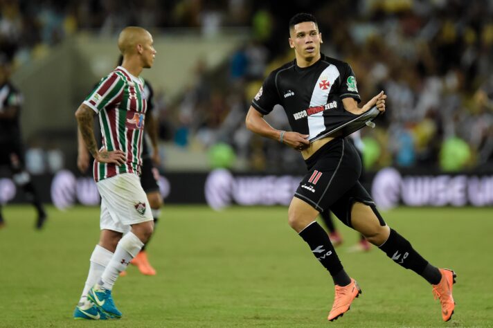 Paulinho, do Vasco, foi eleito a revelação do Carioca de 2018 (Foto: Thiago Ribeiro/Agif/Gazeta Press)