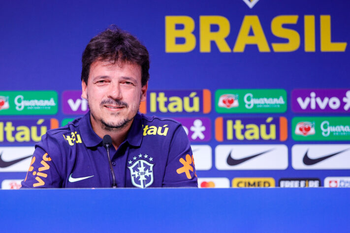  Por consequência do seu bom futebol, Diniz assumiu a seleção brasileira interinamente em 2023 (Foto: Rodrigo Ferreira/CBF)