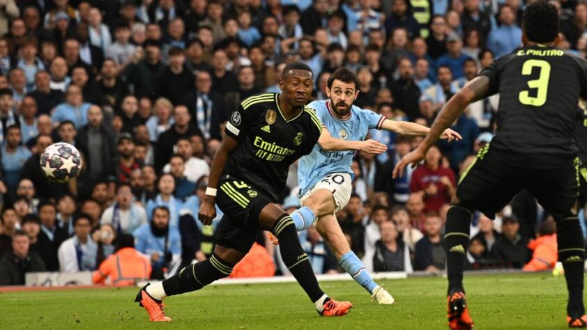 Manchester City 4x0 Real Madrid- Semifinais 2022/23- O sonho inglês. Em dia perfeito dos comandados por Pep Guardiola, Bernardo Silva desfila com dois gols e o City e garante na final da Liga dos Campeões.