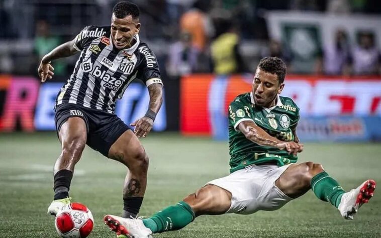 O Palmeiras venceu o Novorizontino e se classificou para a final do Campeonato Paulista. Na decisão, o Verdão vai encarar o Santos, que eliminou o Red Bull Bragantino. Por conta disso, o Lance! separou os últimos 15 confrontos que decidiram o Paulistão. Confira! 