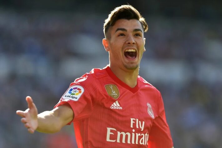 Durante essa semana, um assunto dominou as manchetes na Espanha: Brahim Díaz recusou jogar pela seleção espanhola para defender o Marrocos.  Relembre outros atletas que mudaram de seleção ao longo da carreira: