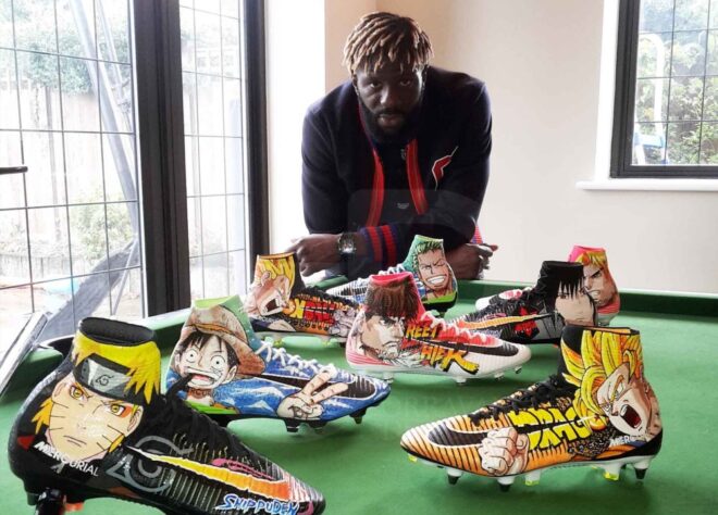 E foi com chuteiras personalizadas com referências a Dragon Ball que Bakary Sako fez o gol que classificou o Crystal Palace na Copa da Liga Inglesa.