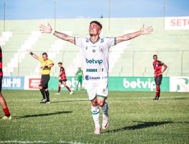 A zebra na 1ª fase, que venceu o Cruzeiro, foi a vez do Sousa-PB eliminar o Petrolina-PE.