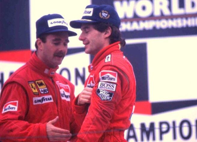 Briga com Nigel Mansell - Apesar de adversários, Senna e Mansell não protagonizaram grandes dramas. Porém, em 1985, o piloto inglês perdeu sua vaga na Lotus para a chegada do brasileiro, o que levou a algumas desavenças dentro das pistas, o que levou até a algumas brigas físicas nos boxes entre os dois.