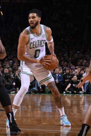9. Jayson Tatum (Celtics) - US$ 32,6 mi (R$ 170,4 milhões)