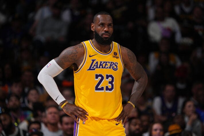 3. LeBron James (Lakers) - US$ 49,5 mi (R$ 258,8 milhões)