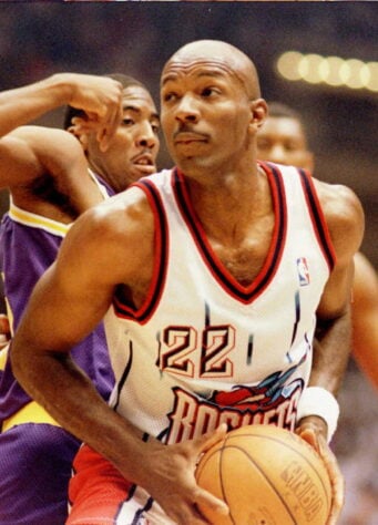 Clyde Drexler - Outro da geração que foi “atrapalhado” pelo ‘Efeito Michael Jordan’. Ele foi o principal nome do Portland Trail Blazers em 1992 e terminou a votação daquele ano atrás apenas do próprio MJ, que levaria o Chicago Bulls para o título da NBA.