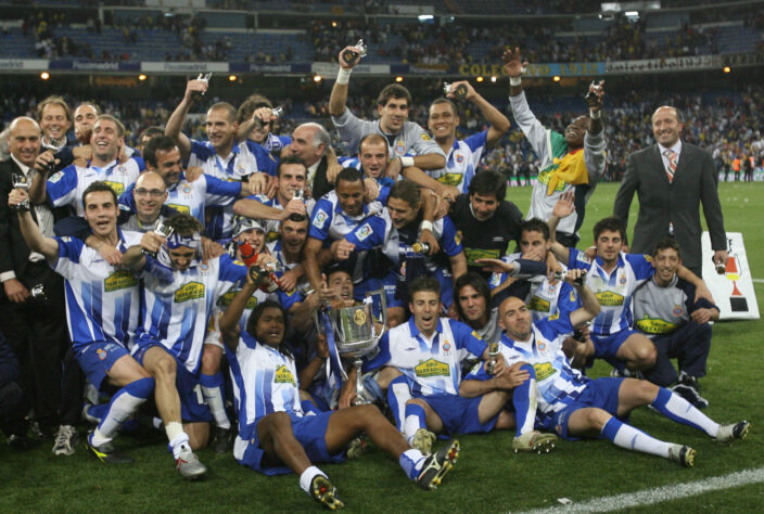 4 títulos: Espanyol (1929, 1940, 1999–00 e 2005–06 [foto])