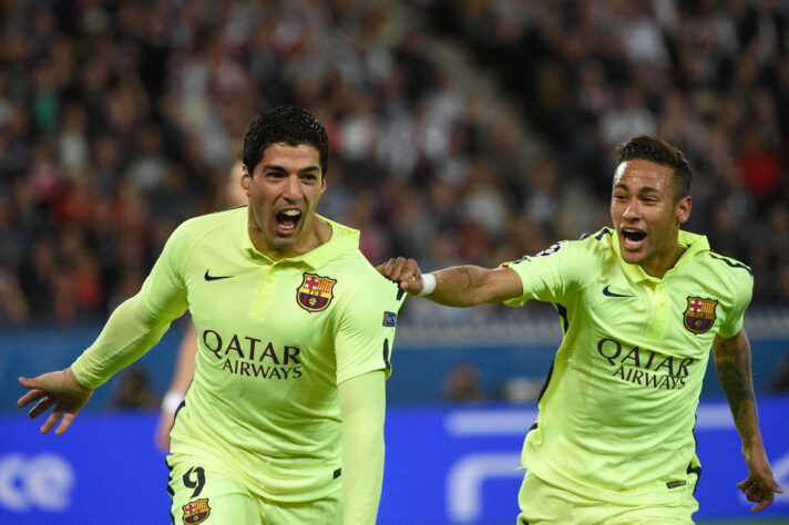 PSG 1x3 Barcelona (2014/2015) - Com dois gols de Suárez e um de Neymar, o Barça encaminhou sua classificação para as quartas de final da competição. 