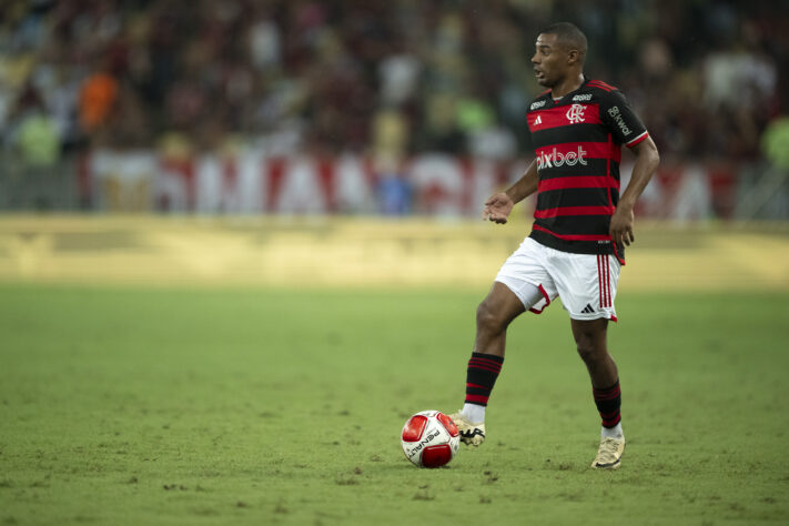 7º colocado - Flamengo (5º colocado no último Power Ranking): 1 vitória, 2 empates e 2 derrotas nos últimos 5 jogos 