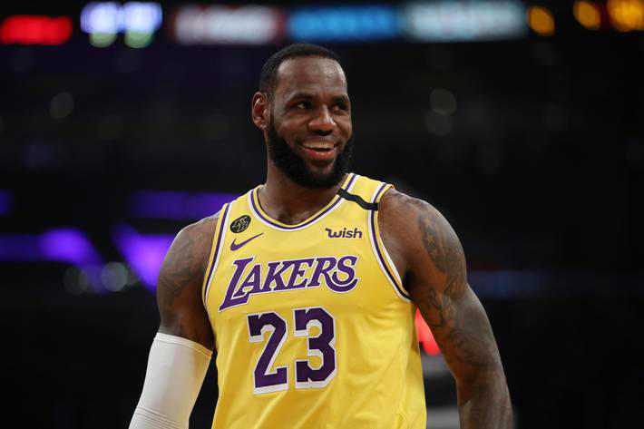 4º - LeBron James - Total de assistências na NBA: 11.000 assistências